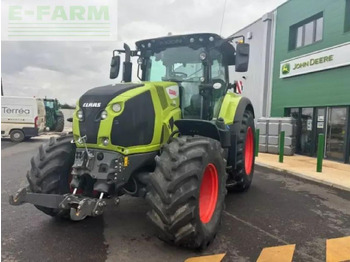 Trattore CLAAS Axion 810