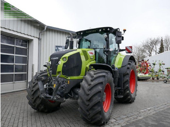 Trattore CLAAS Axion 870