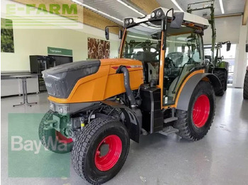 Trattore FENDT 200 Vario