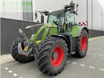 Trattore FENDT 724 Vario