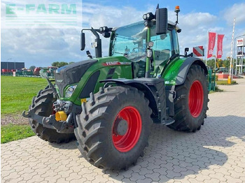 Trattore FENDT 724 Vario