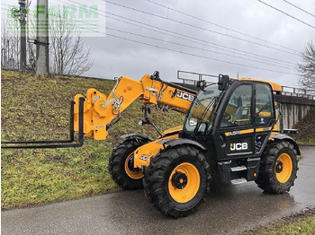 Sollevatore telescopico JCB