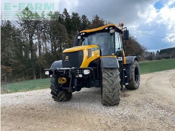 Trattore JCB
