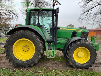 Trattore JOHN DEERE 6830