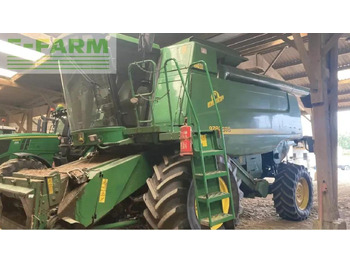 Mietitrebbia JOHN DEERE