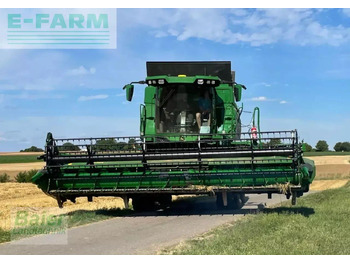 Mietitrebbia JOHN DEERE