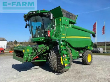 Mietitrebbia JOHN DEERE T560
