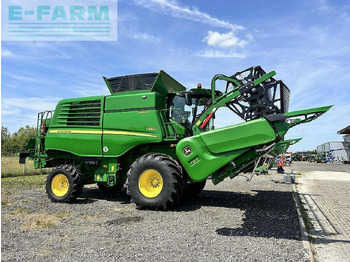 Mietitrebbia JOHN DEERE T560