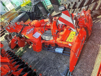Macchina per la lavorazione del terreno KUHN