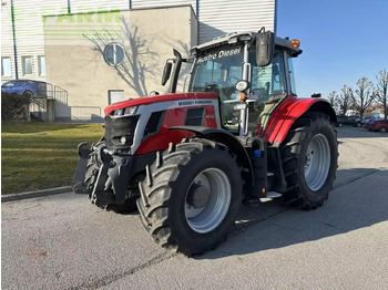 Trattore MASSEY FERGUSON 100 series