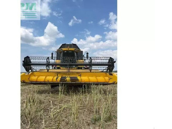 Mietitrebbia NEW HOLLAND CX series