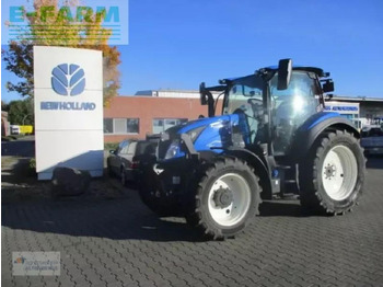 Trattore NEW HOLLAND T5