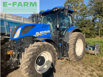 Trattore NEW HOLLAND T7