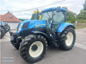 Trattore NEW HOLLAND T7