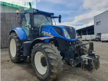 Trattore NEW HOLLAND T7