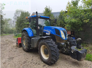 Trattore NEW HOLLAND T7.200