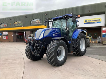 Trattore NEW HOLLAND T7.225