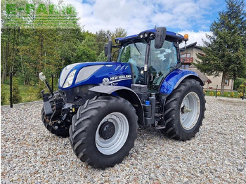 Trattore NEW HOLLAND T7.225
