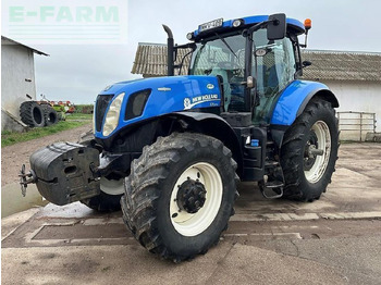 Trattore NEW HOLLAND T7.270