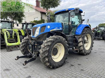 Trattore NEW HOLLAND T7000