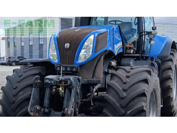 Trattore NEW HOLLAND T8