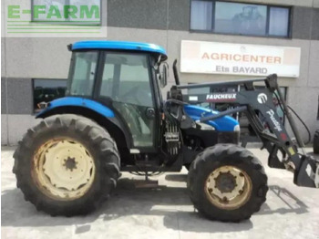 Trattore NEW HOLLAND