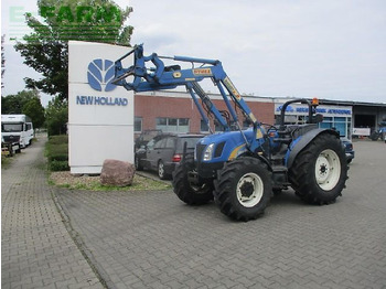 Trattore NEW HOLLAND