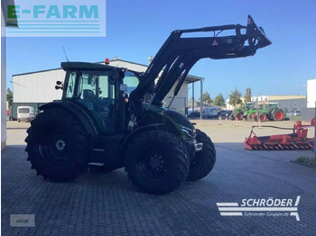 Trattore VALTRA