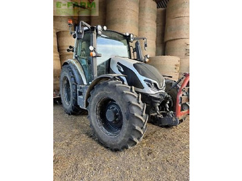Trattore VALTRA