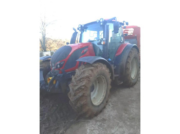 Trattore VALTRA N154