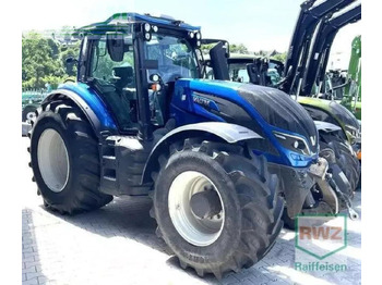 Trattore VALTRA T234
