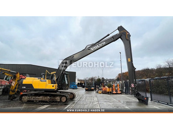 Escavatore cingolato VOLVO EC220