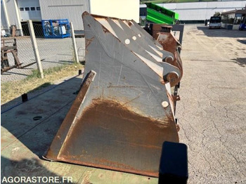 Benna per pala GODET DE CHARGEUR 2800 LITRES EN ATTACHE TYPE VOLVO: foto 3 Benna per pala GODET DE CHARGEUR 2800 LITRES EN ATTACHE TYPE VOLVO: foto 3