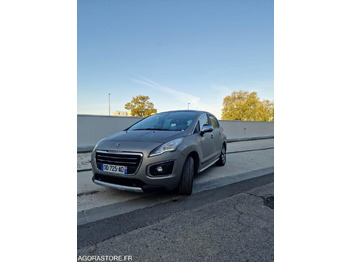 Autovettura PEUGEOT