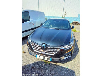 Autovettura RENAULT