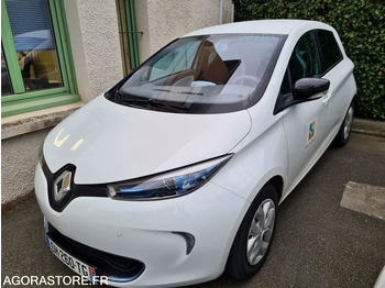 Autovettura RENAULT