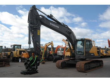 Escavatore cingolato Volvo EC220 E *Uthyres*: foto 2