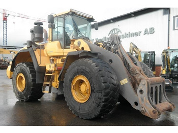Pala gommata VOLVO L220G