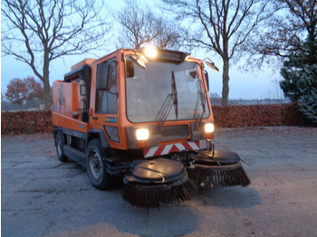 Spazzatrice stradale Schmidt Metro 500 4x2: foto 3 Spazzatrice stradale Schmidt Metro 500 4x2: foto 3