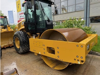 Rullo CATERPILLAR CS66B