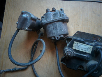 Leasing di Mercedes-Benz потенциометр 445.805.2\2 . 4.4.\511.5.10. 5020. 5.9/ 5.18/3 . 44 Mercedes-Benz потенциометр 445.805.2\2 . 4.4.\511.5.10. 5020. 5.9/ 5.18/3 . 44: foto 1 Leasing di Mercedes-Benz потенциометр 445.805.2\2 . 4.4.\511.5.10. 5020. 5.9/ 5.18/3 . 44 Mercedes-Benz потенциометр 445.805.2\2 . 4.4.\511.5.10. 5020. 5.9/ 5.18/3 . 44: foto 1