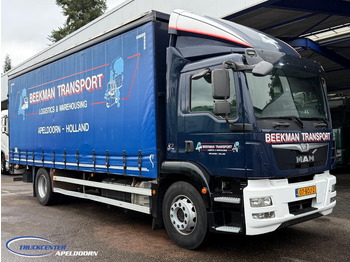 Camion centinato MAN TGM