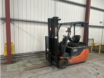 Carrello elevatore elettrico Toyota 8FBET20: foto 2