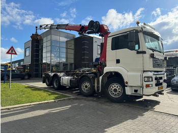 Camion con gru MAN TGA 35.440