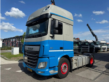 Trattore stradale DAF XF 440