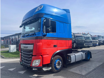 Trattore stradale DAF XF 440