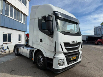 Trattore stradale IVECO Stralis HI-WAY