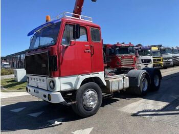 Trattore stradale VOLVO F89