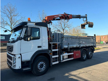 Camion con gru VOLVO FM 330