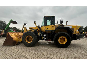Pala gommata KOMATSU WA470-6